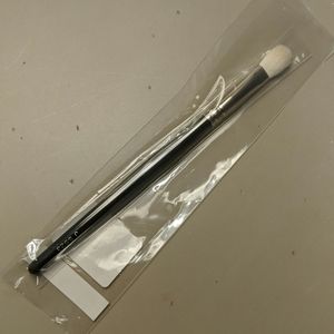 Brand New Hakuhodo Eyeshadow Brush